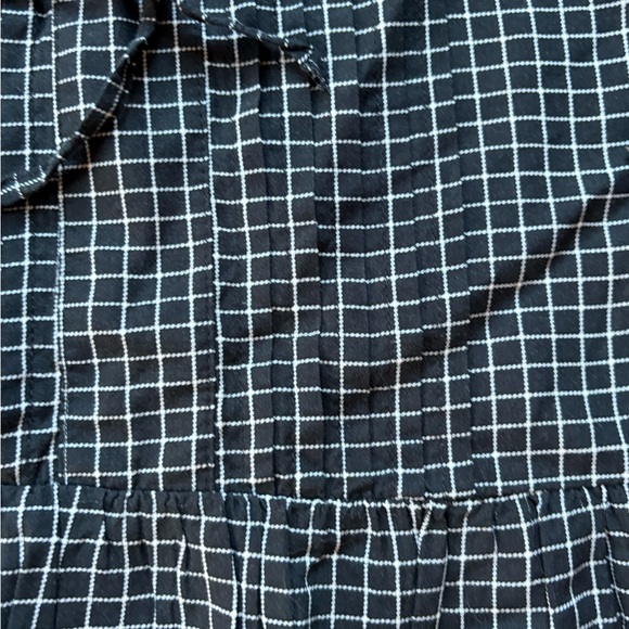 NWOT Old Navy Black And White Mini Dress M - Picture 4 of 4